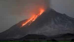 Russia's Shiveluch Volcano Eruption Poses Threat to Air Traffic, Sends Ash Plume 10km High: Watch the Video